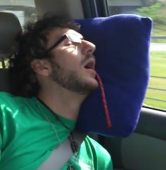 おバカな寝顔をさらしてたらキャンディーをやたらと口に突っ込まれたでござる 思わずwow ワウゲームニュース