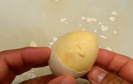 黄身と白身が反対になったゆで卵の不思議 思わずwow ワウゲームニュース